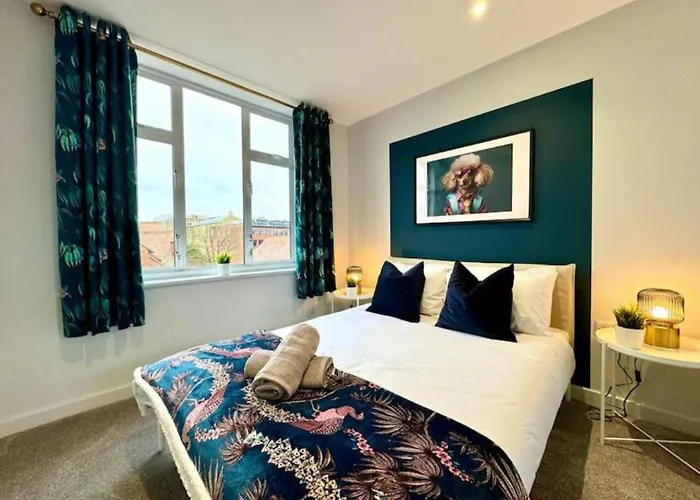 Ground Floor - Near The Beach - 3 Bedroom - New